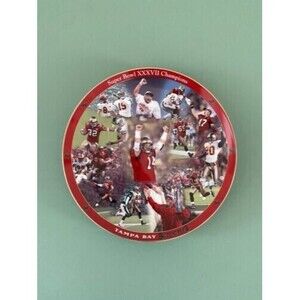 Danbury Mint Superbowl XXXVII Tampa Bay Buccaneers Champions 12” Collector Plate
